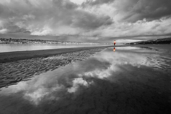 Reflet de beaux nuages dans l eau