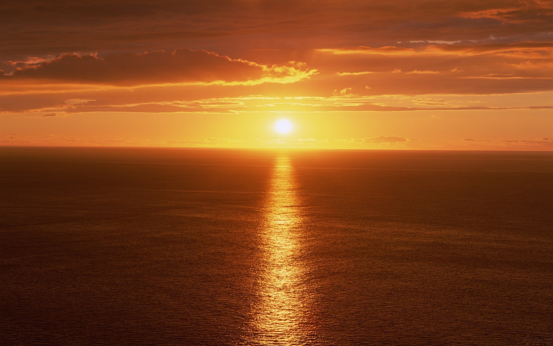 mer soleil coucher de soleil passerelle éblouissement lumière nuages ciel rayons