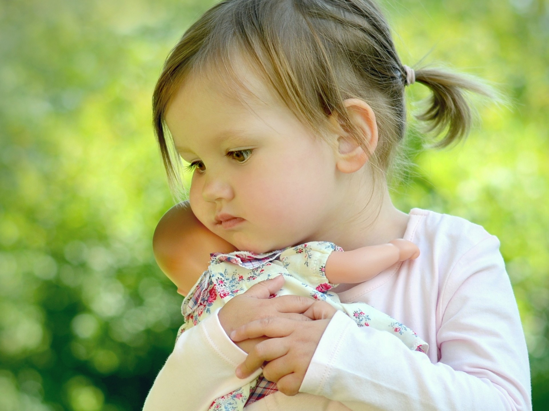 poupée humeur fille enfant