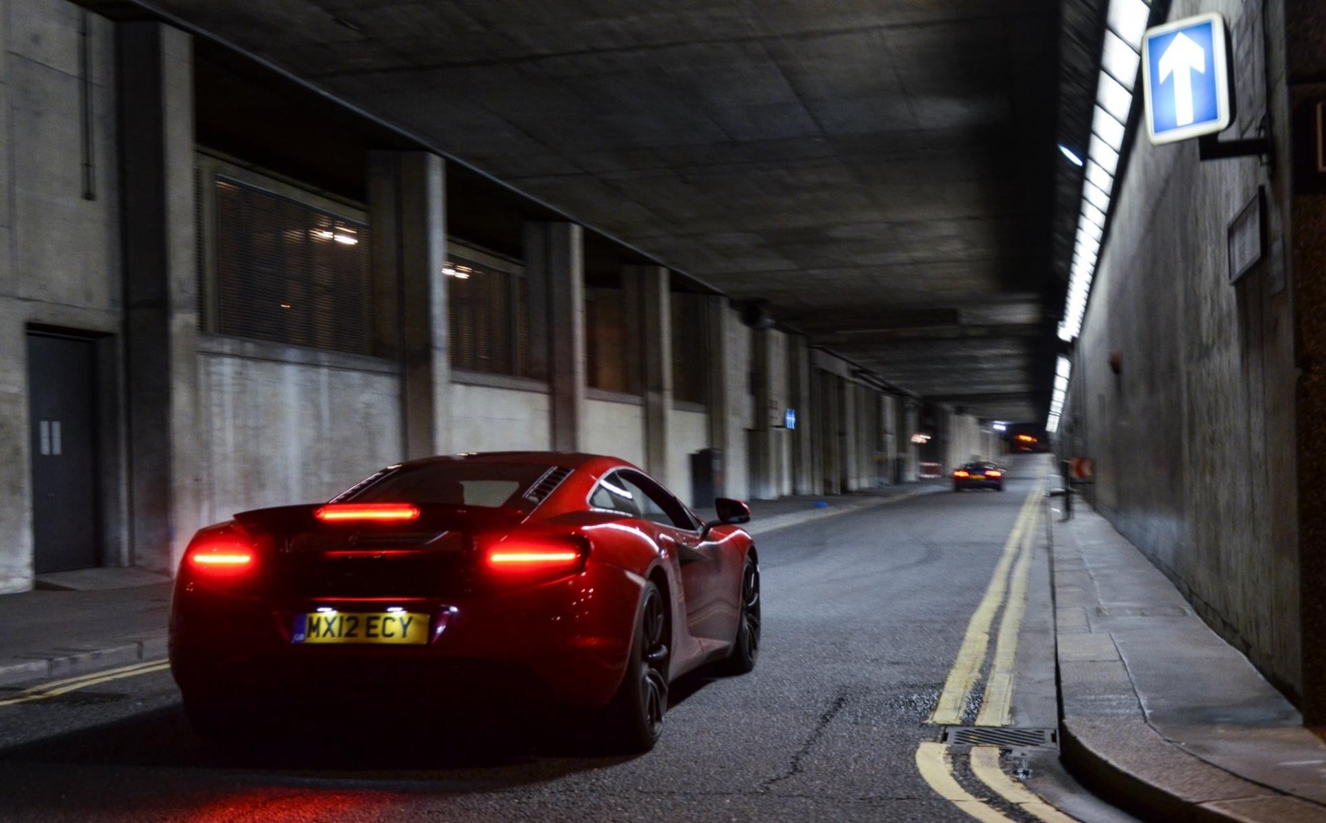 mclaren mp4-12c can-am auto auto straße rot lichter