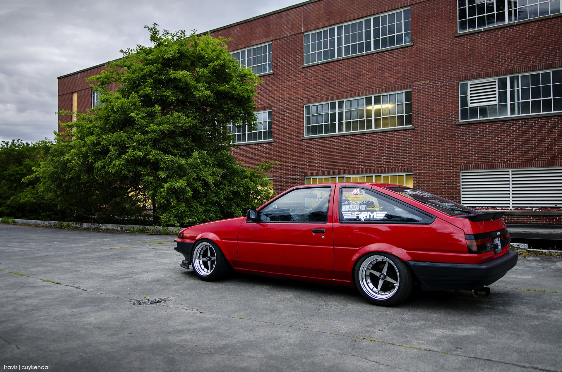 toyota corolla ae86 position jdm rouge toyota corolla