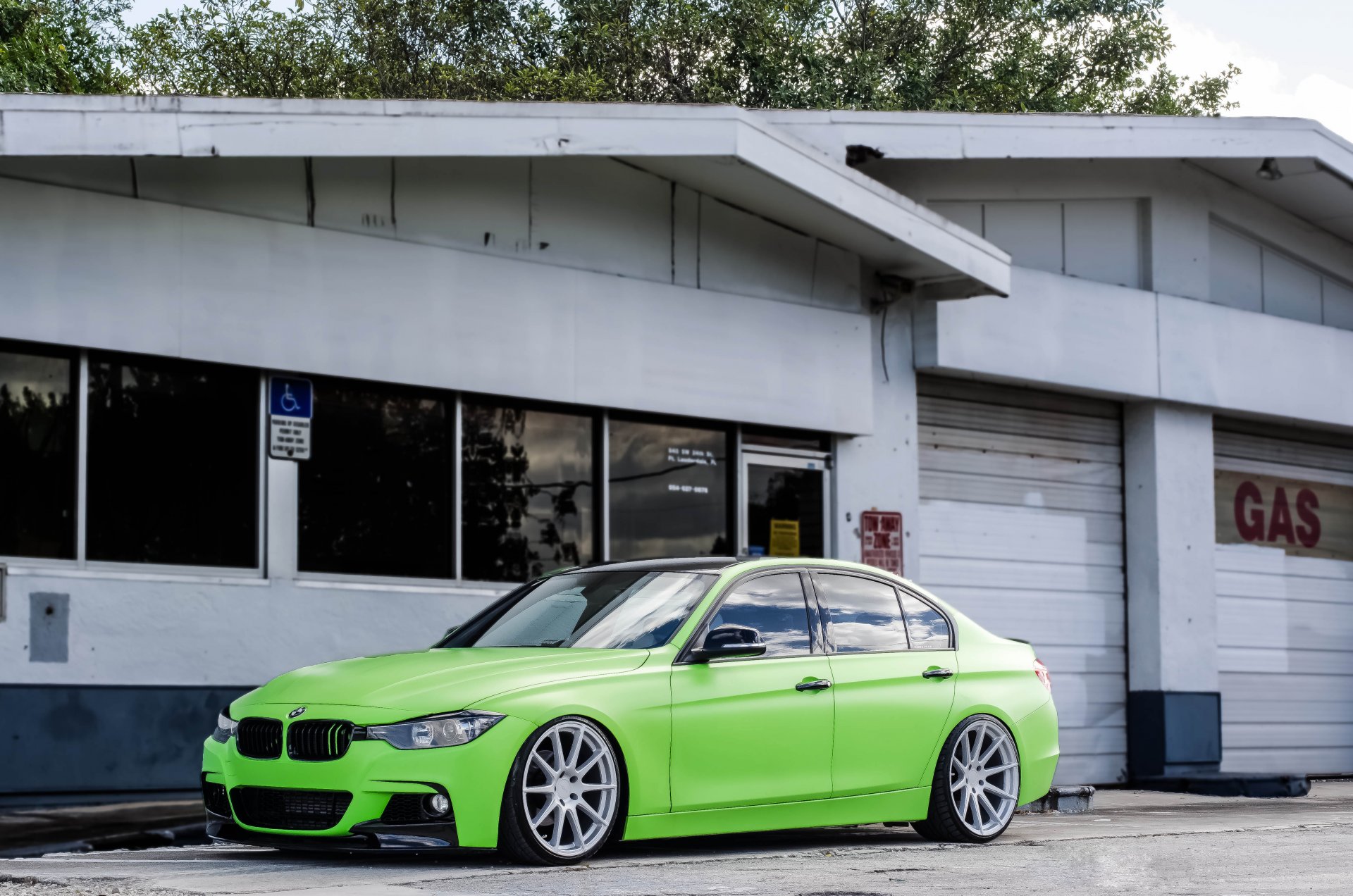 bmw f30 330d tuning matte green green