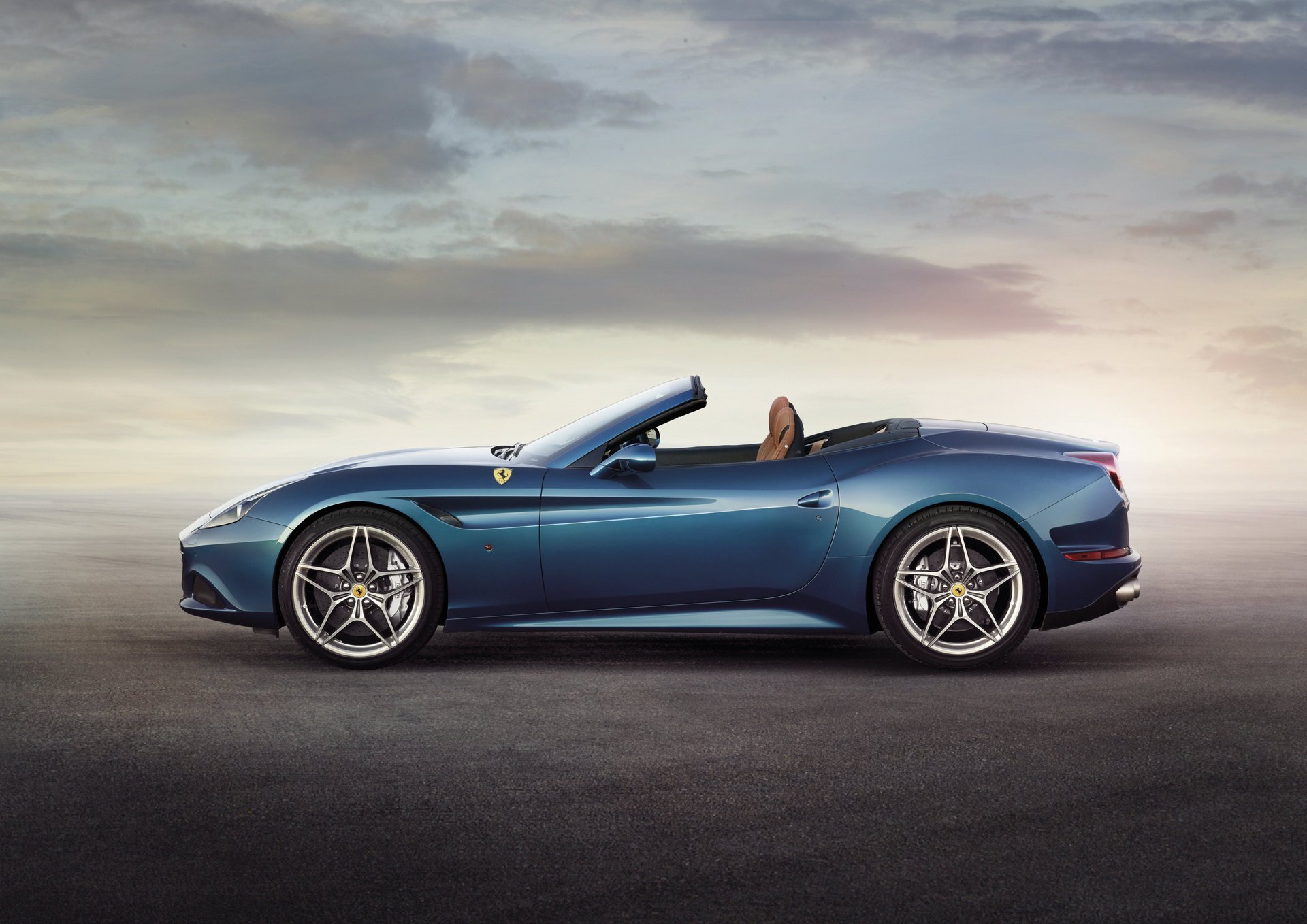 ferrari california t ferrari side view blue