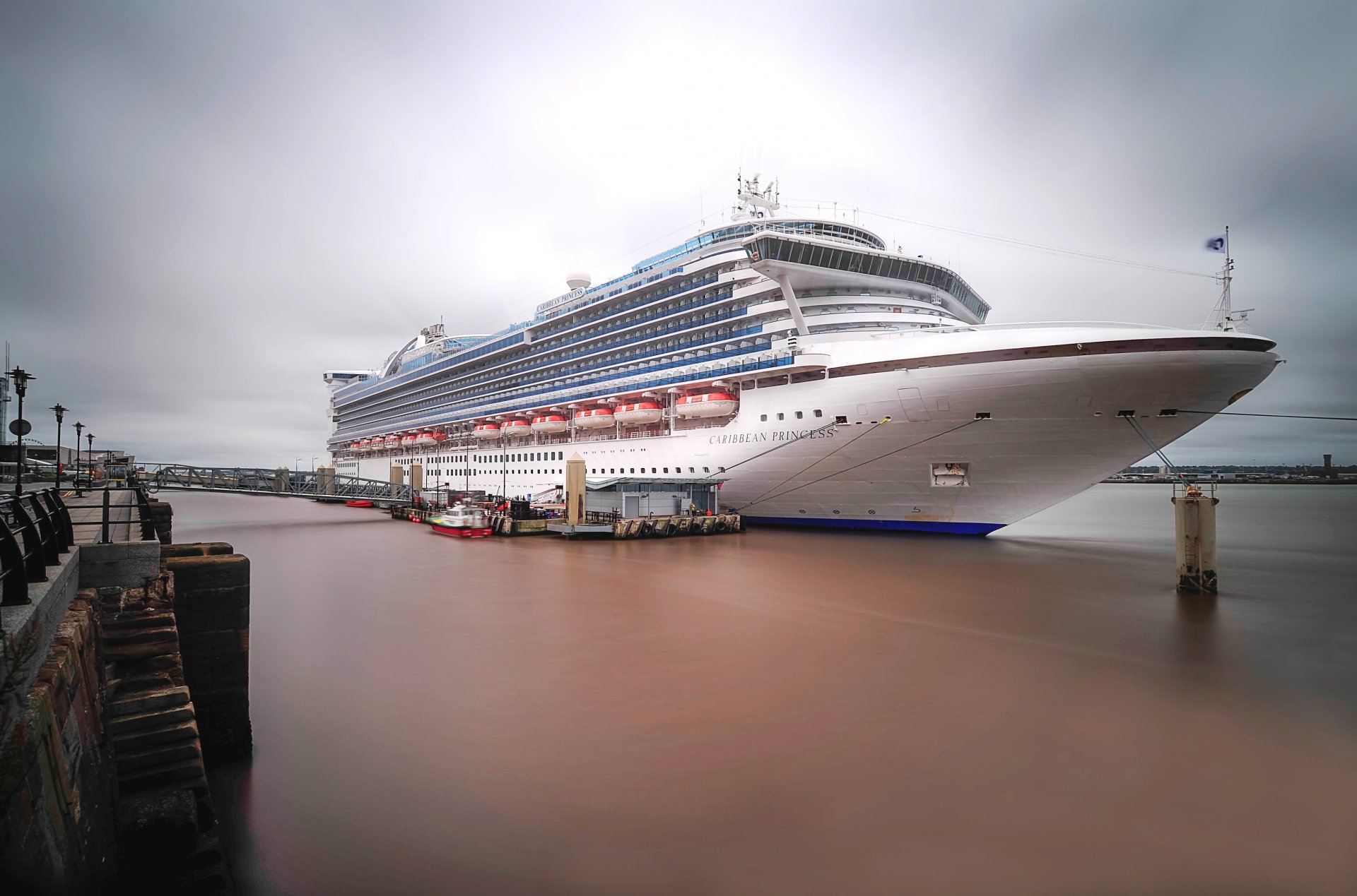 liverpool inglaterra puerto muelle crucero princesa del caribe