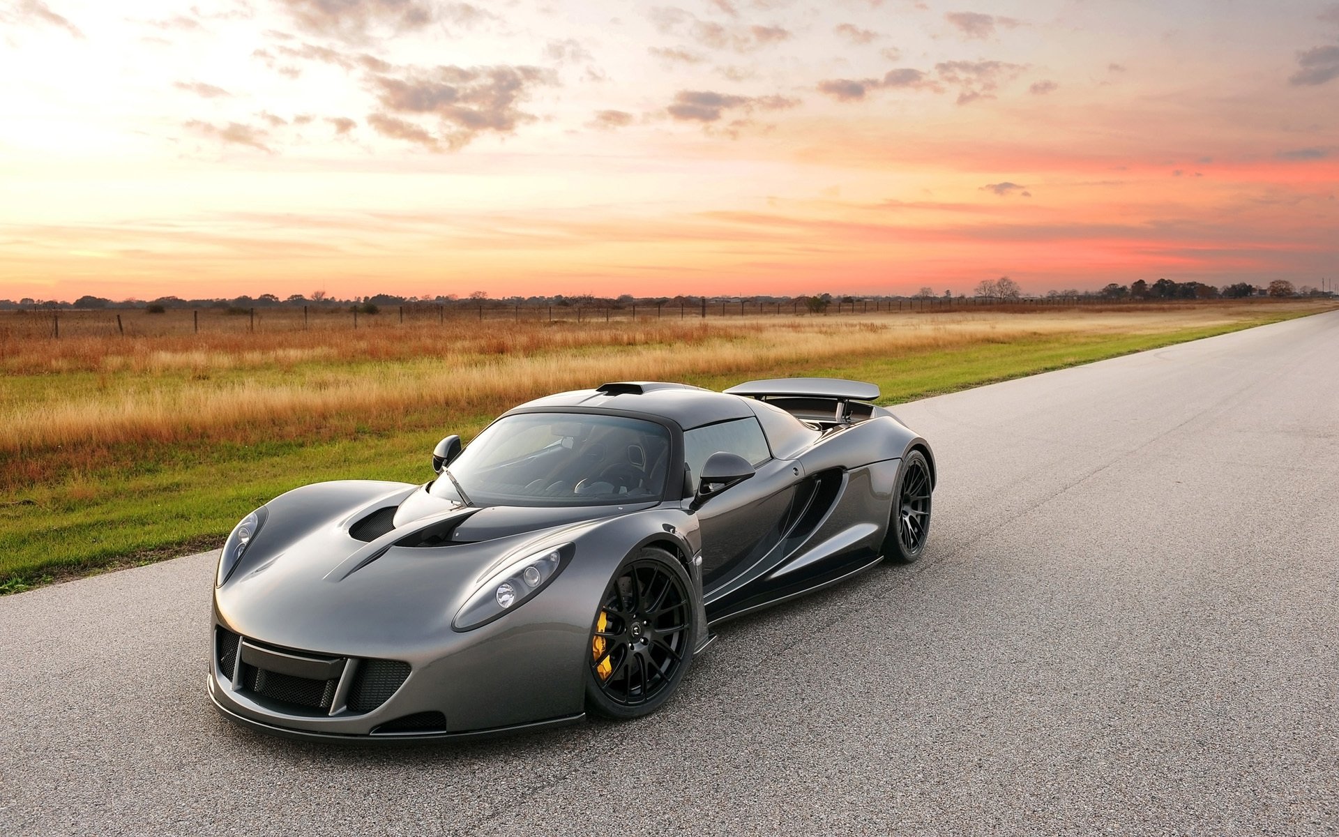 hennessey venom gt темный рыцарь хеннесси веном гт суперкар передок небо