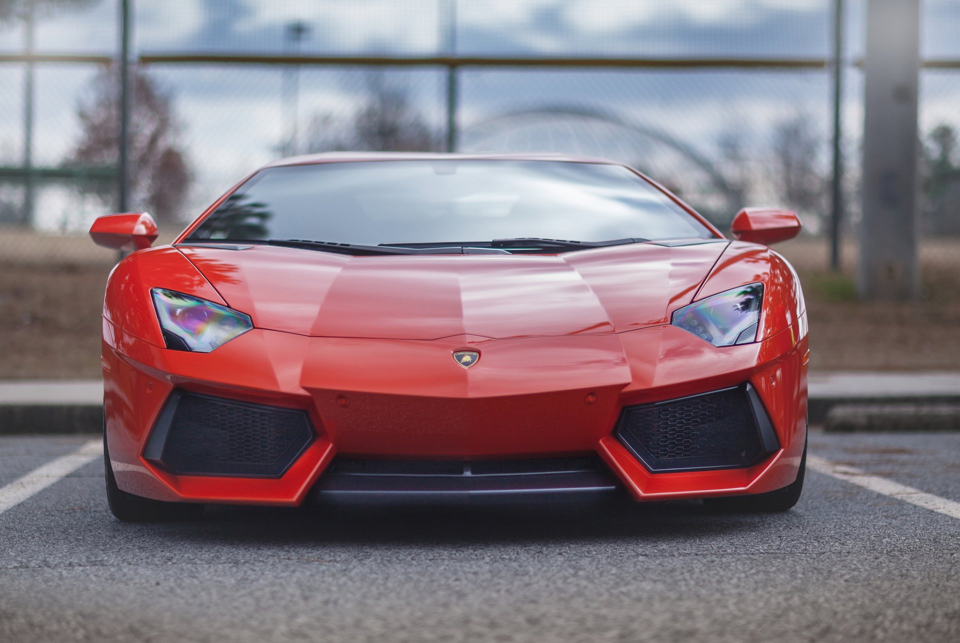 lamborghini aventador lp700-4 parcheggio