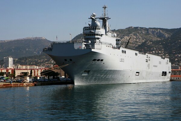 Huge helicopter, view from the sea