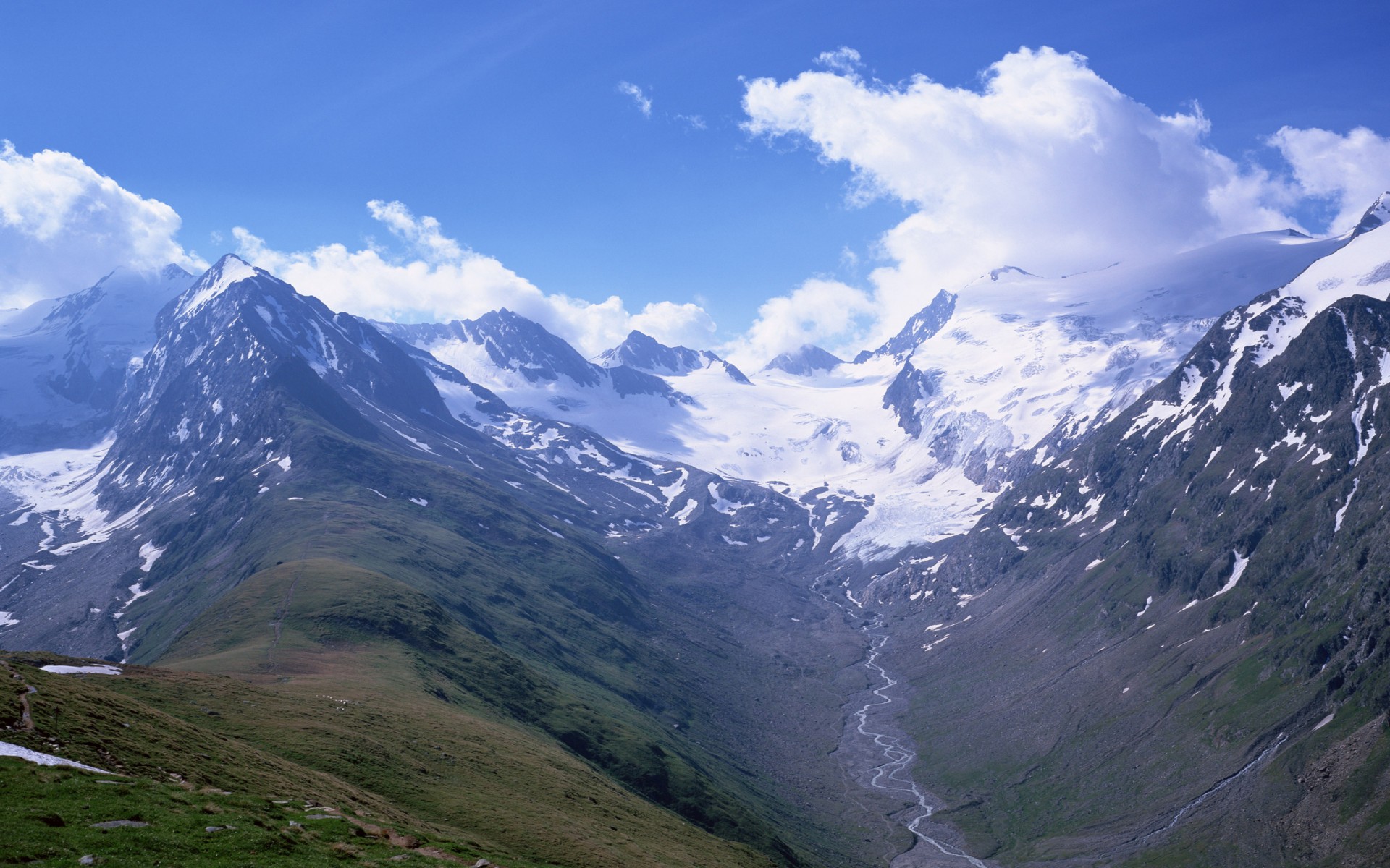 montagnes ciel rivière