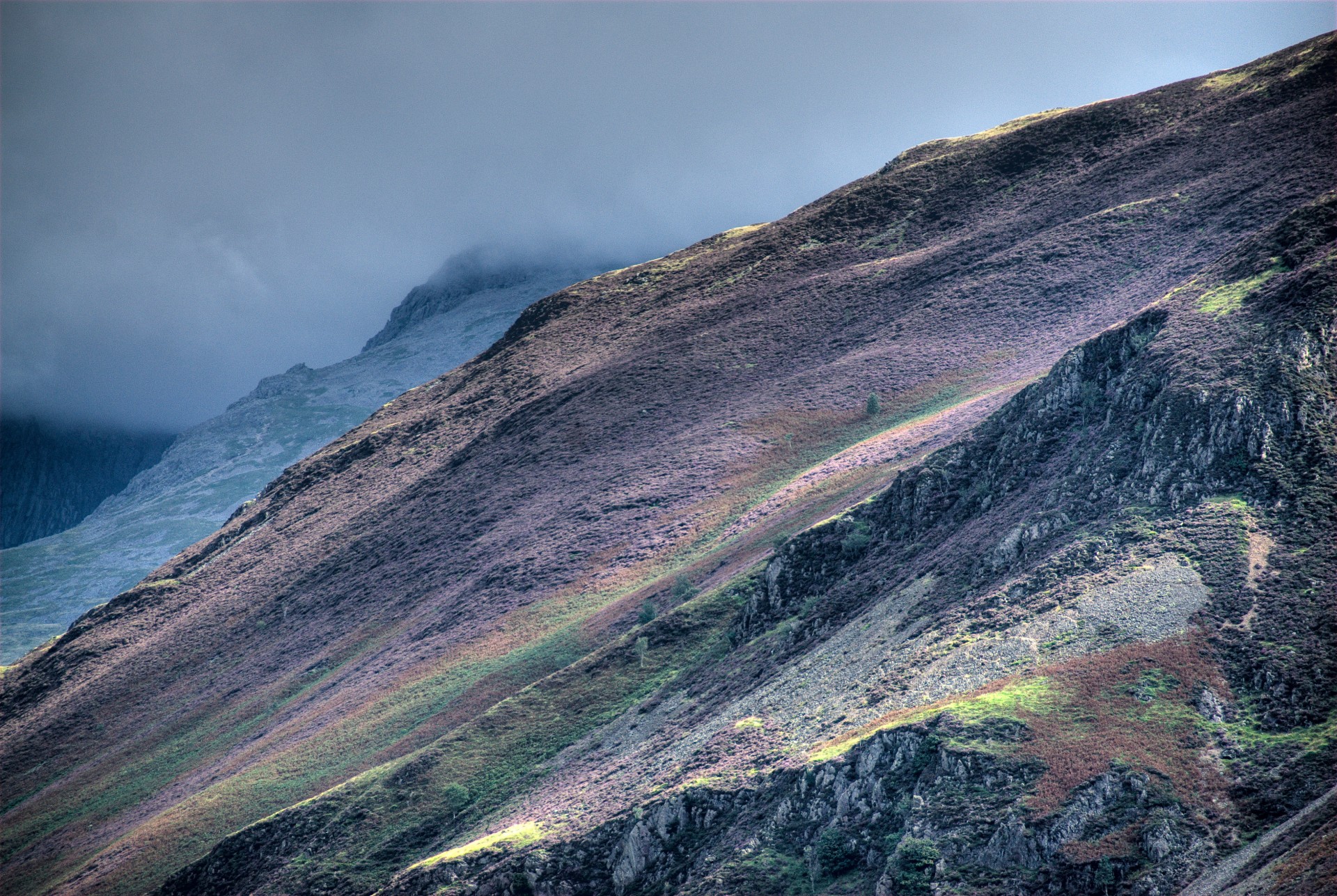 cotland mountain fog slope