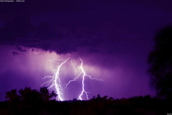 Night sky and lightning