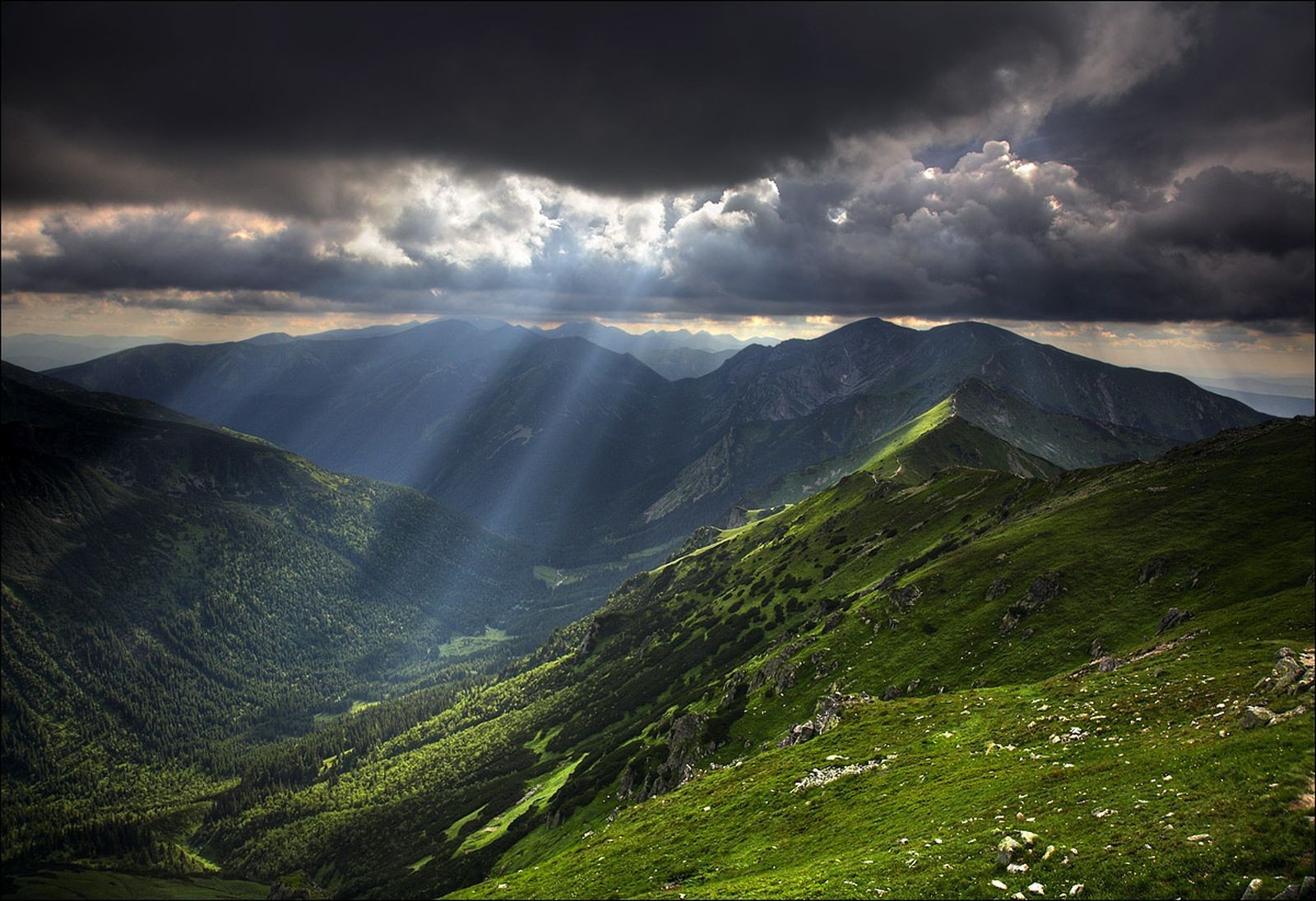 cielo montañas nubes