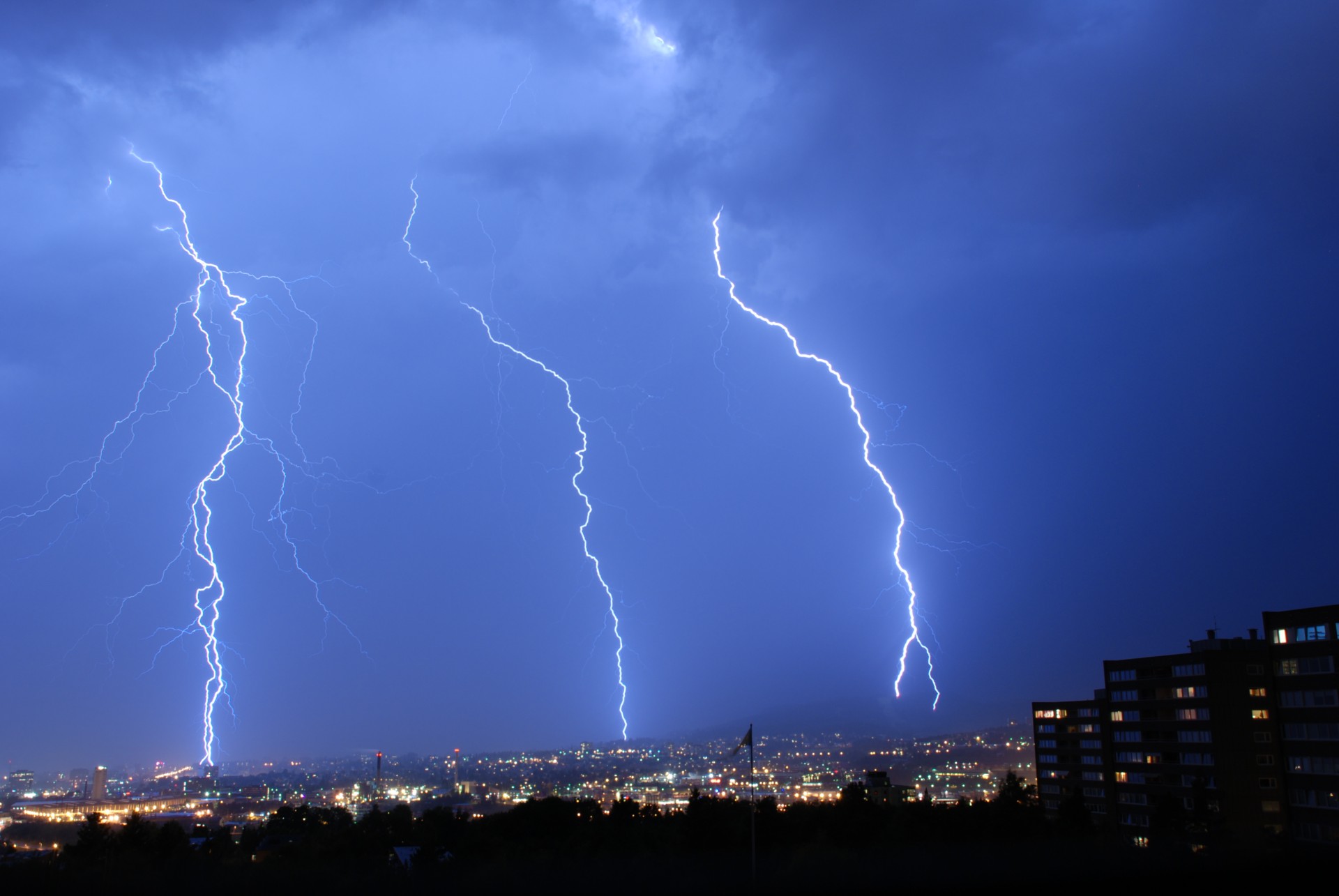 foudre ciel décharge