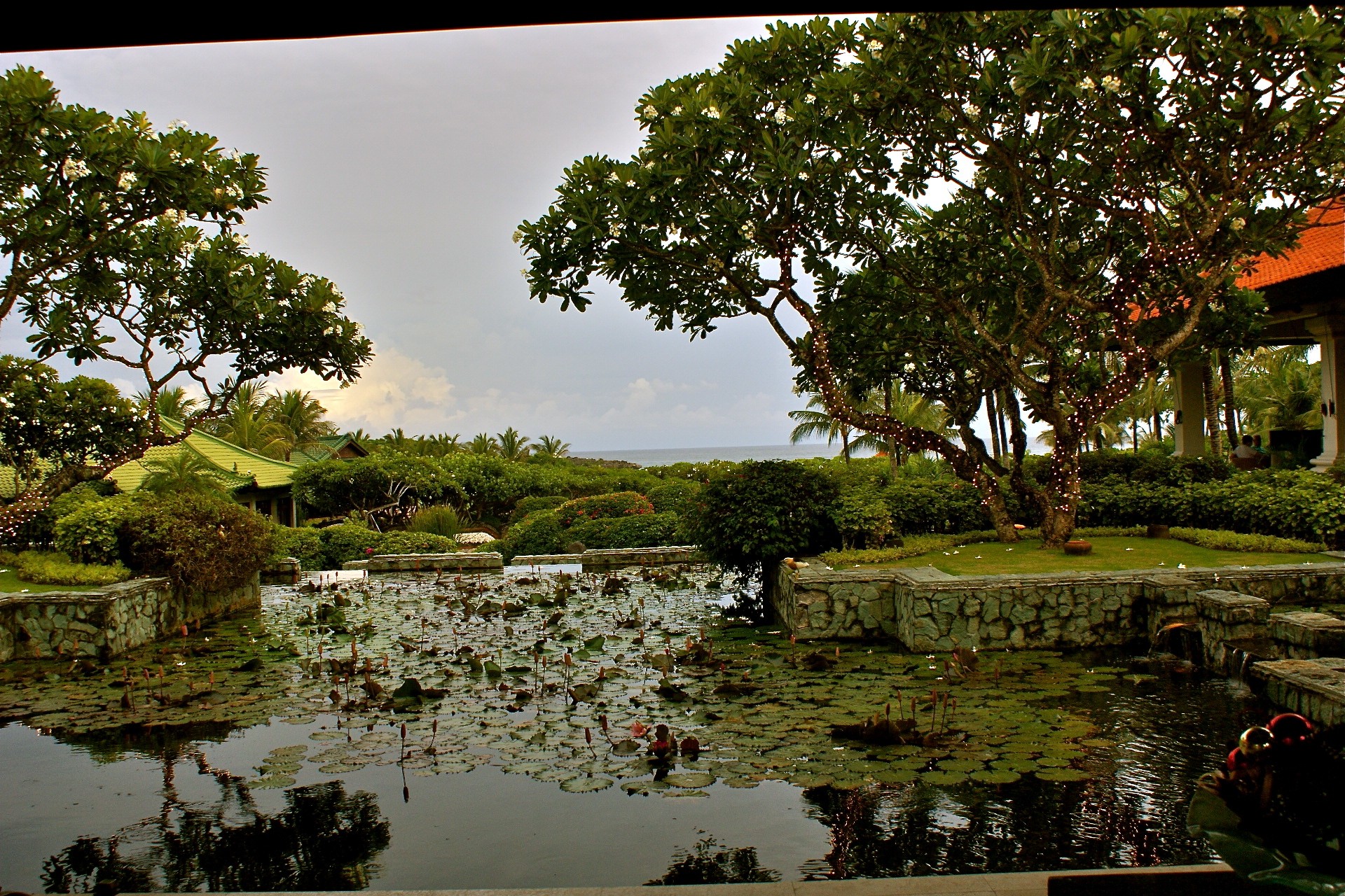 bali water sky