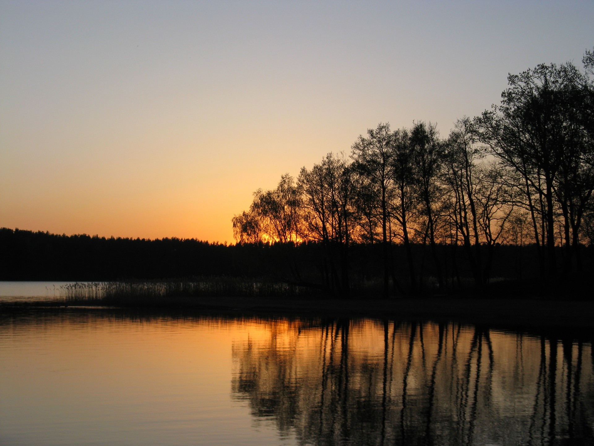 nature lac coucher de soleil