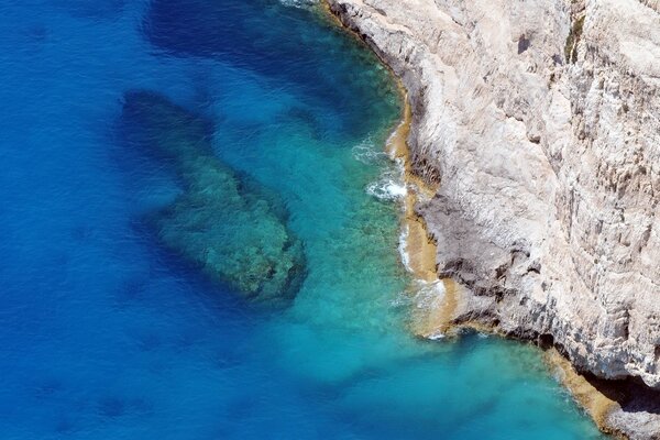 The landscape of the sea at the high cliffs