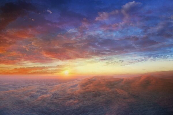 Sunrise in the sky clouds