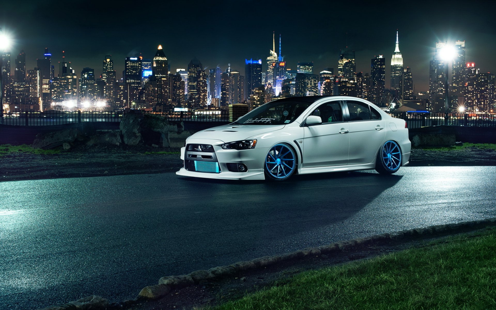 mitsubishi lancer evo x tuning auto stadt nacht