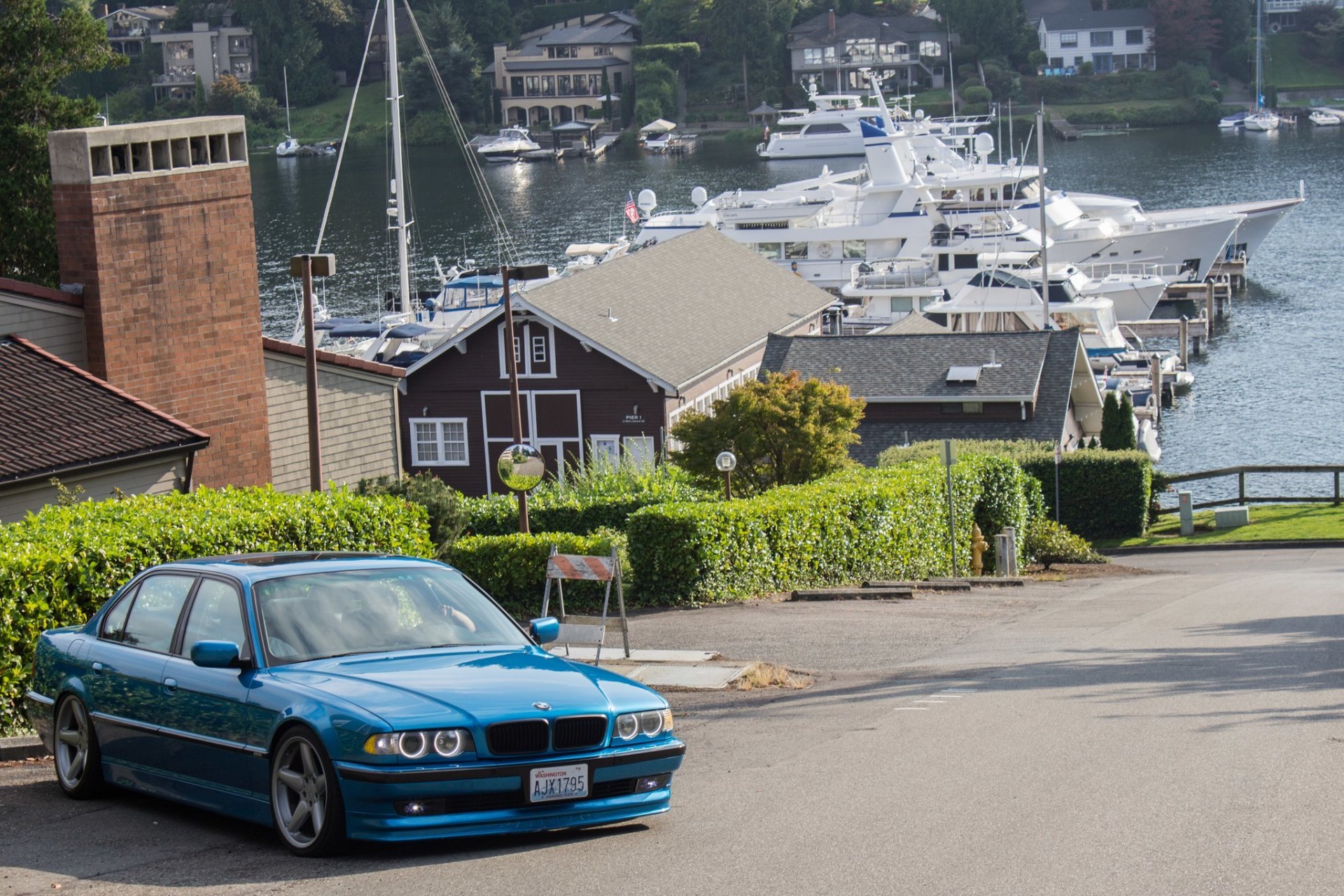 bmw e38 7series blue