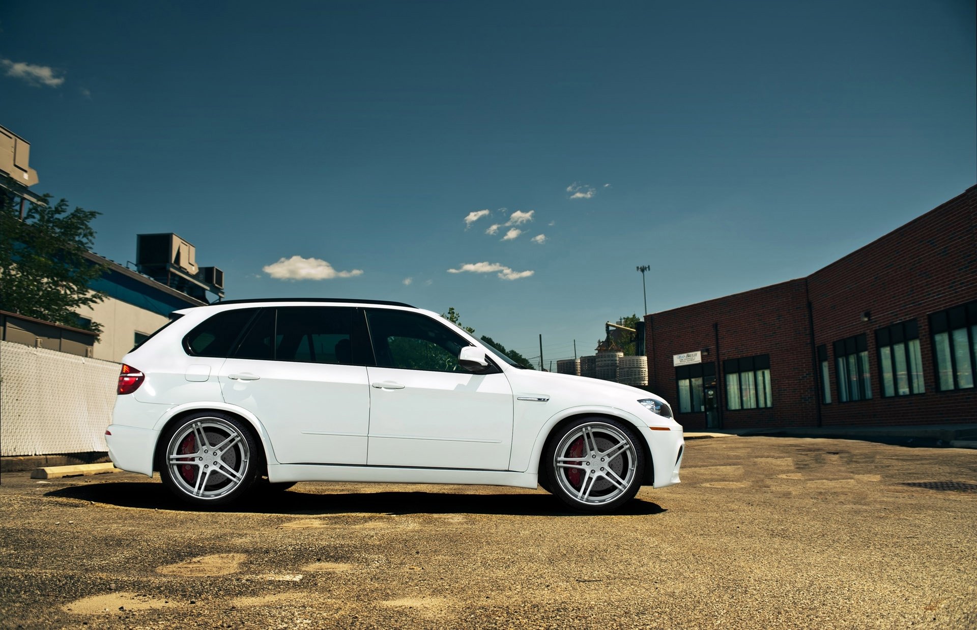 bmw x5m e70 weiß räder bmw crossover getönt felgen