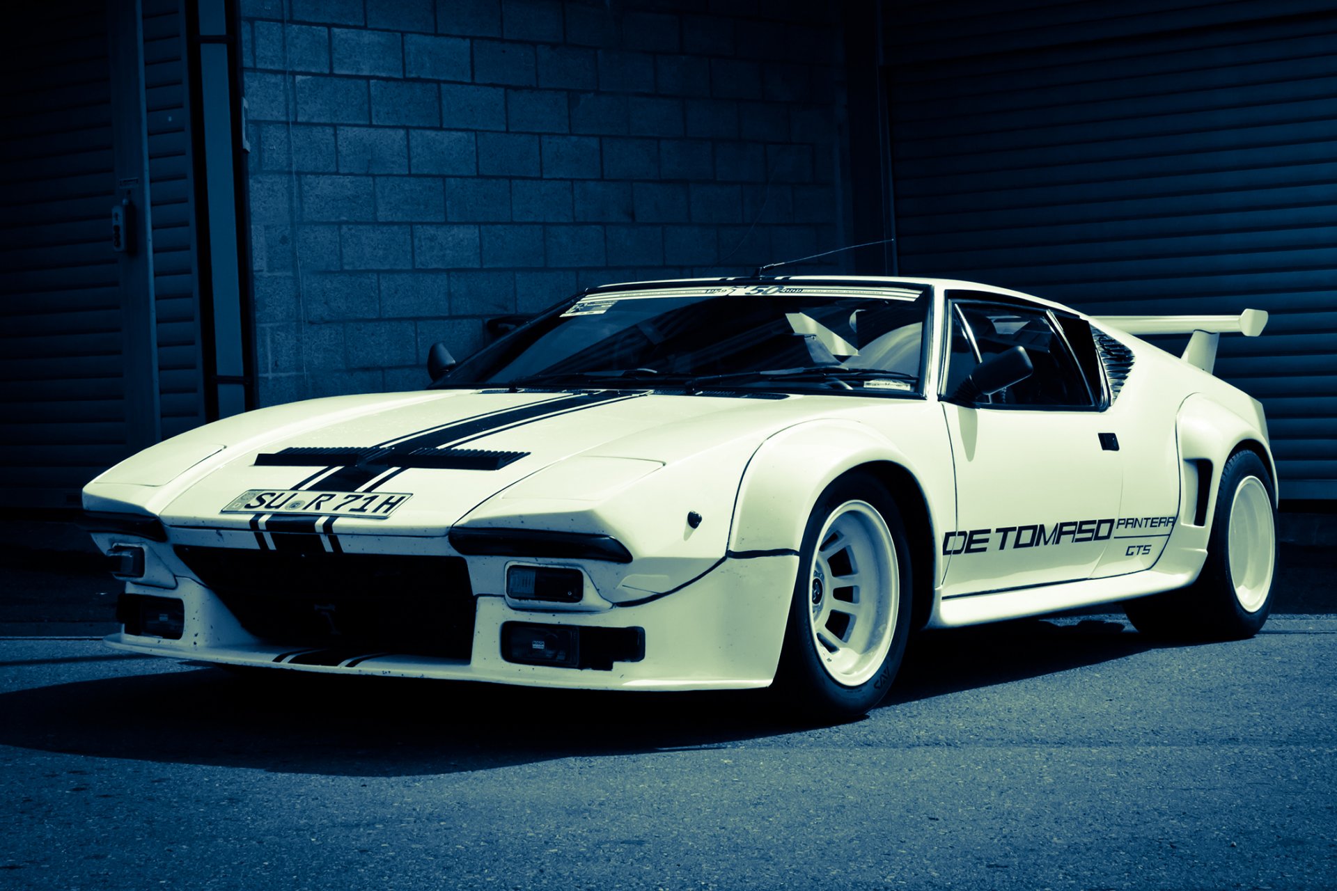 de tomaso pantera gts bianco montaggio parete