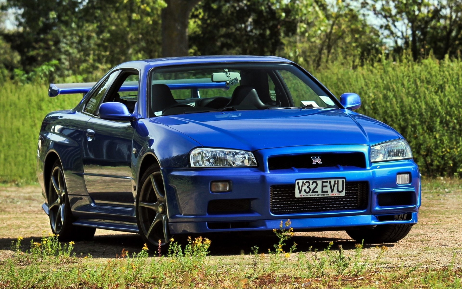 nissan horizonte gt-r nissan skyline frente azul fondo