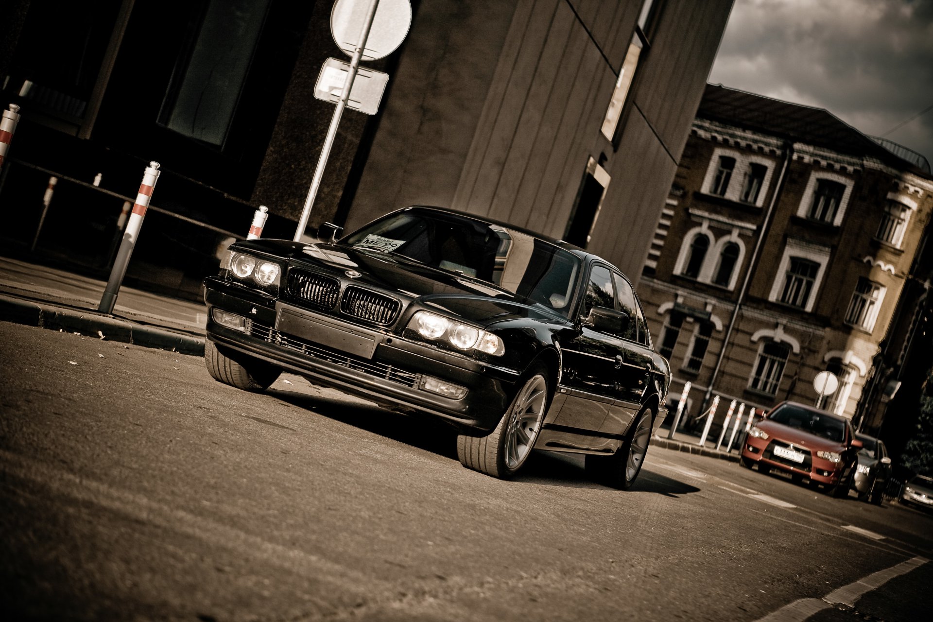 bmw 740 e38 boomer seven czarny reflektor