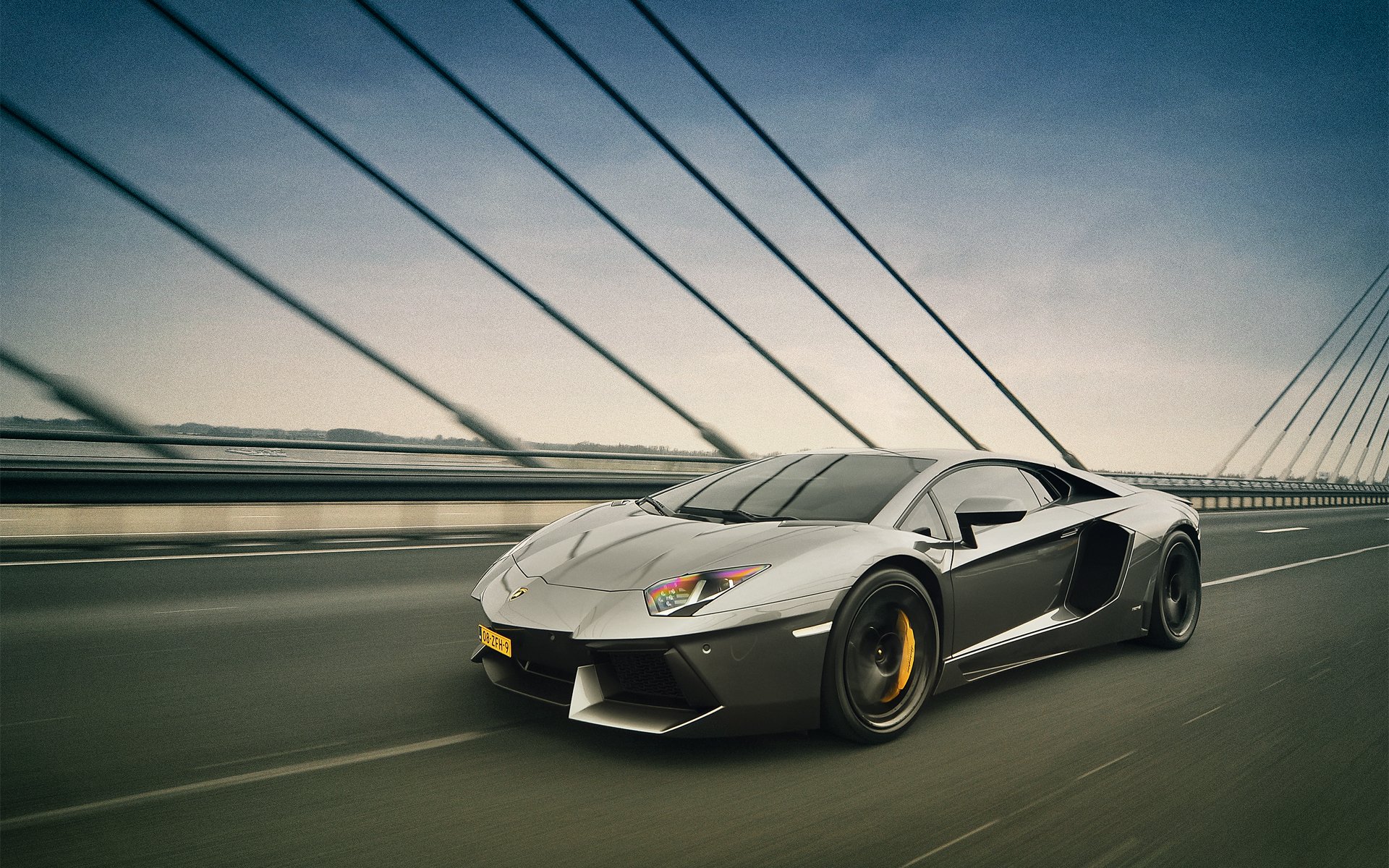 lamborghini aventador speed bridge