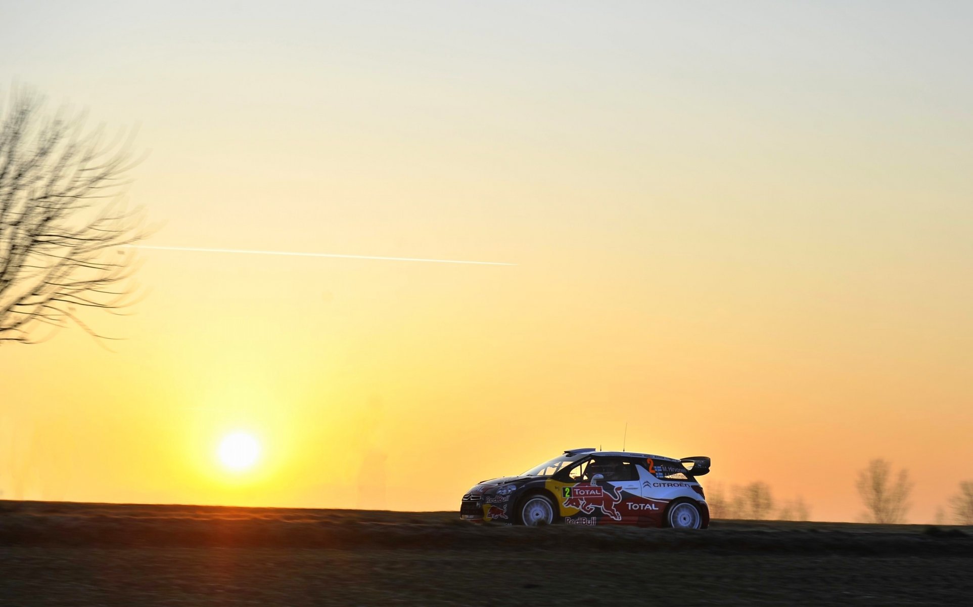 citroen ds3 rajd wrc dirt mikko hirvonen citroen zachód słońca słońce niebo