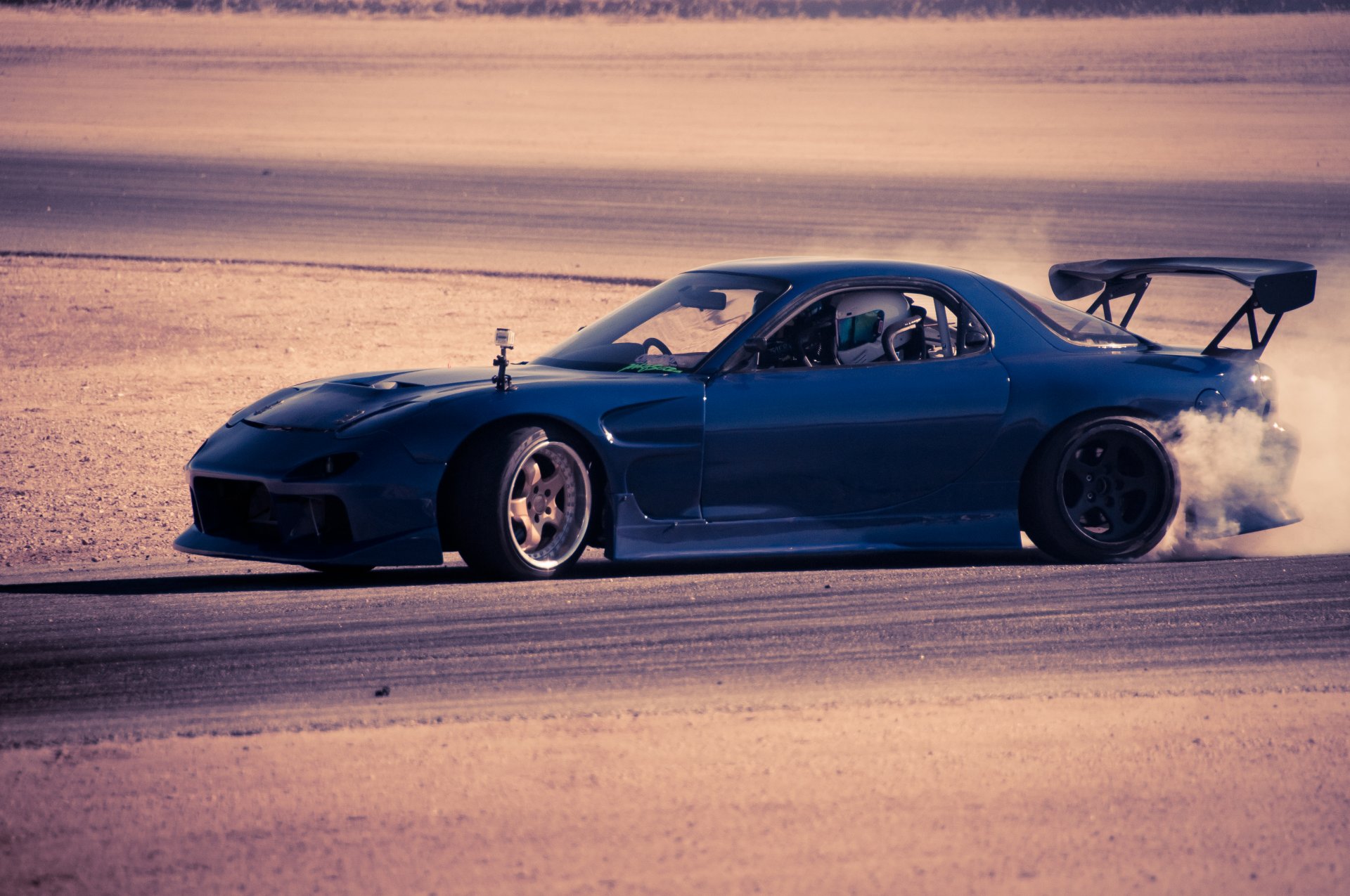 mazda rx7 drift mazda blau drift seitwärts