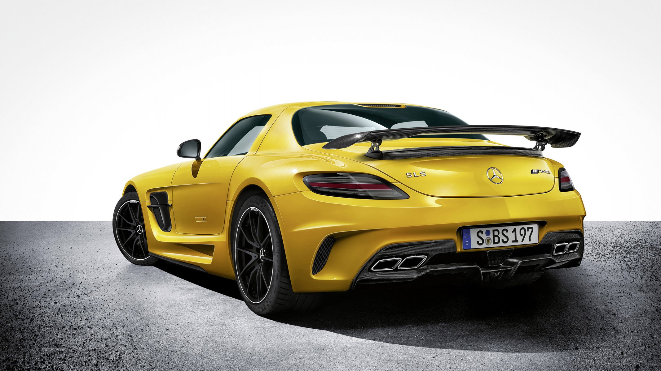 автомобиль обои желтый mercedes sls amg обоя мерседес слс амг спорткар задок