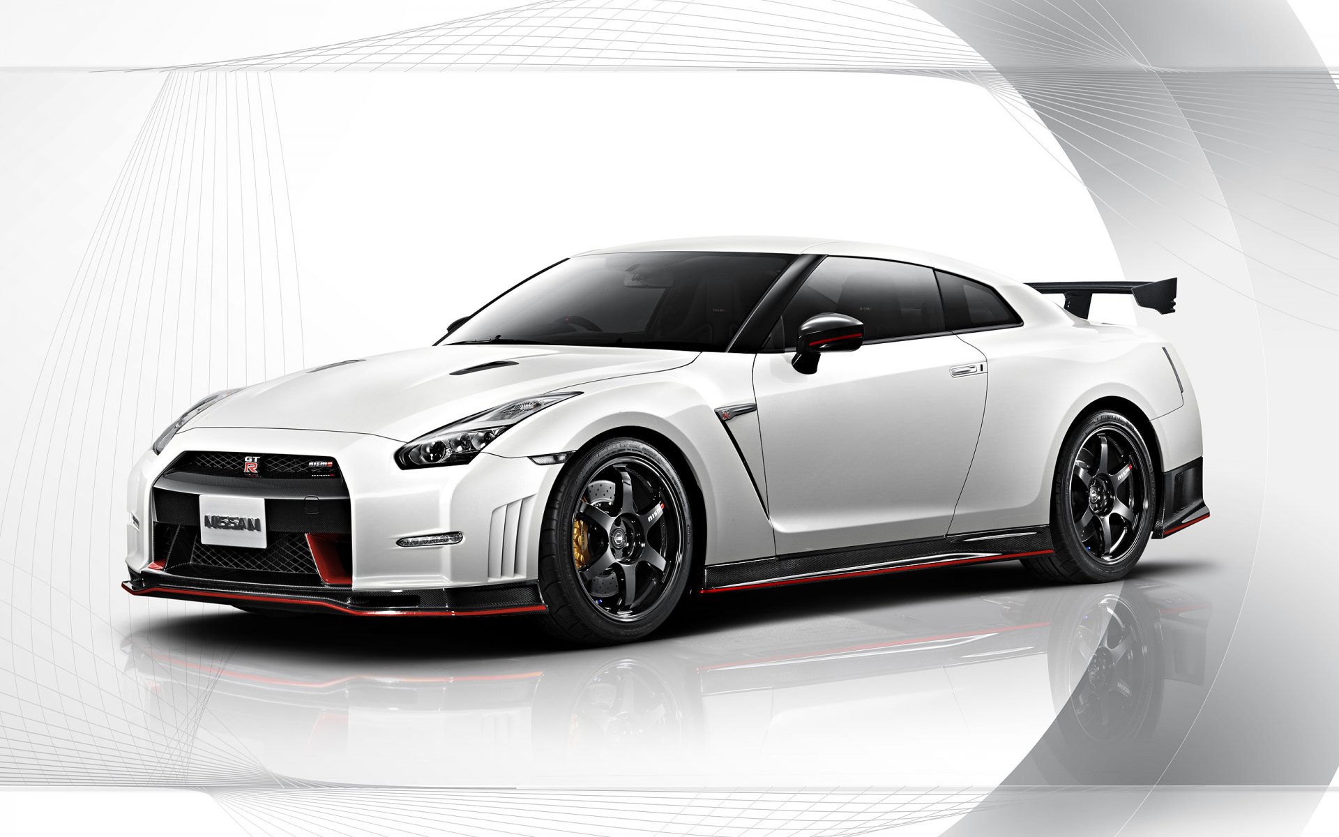 nissan gt-r r35 nismo white