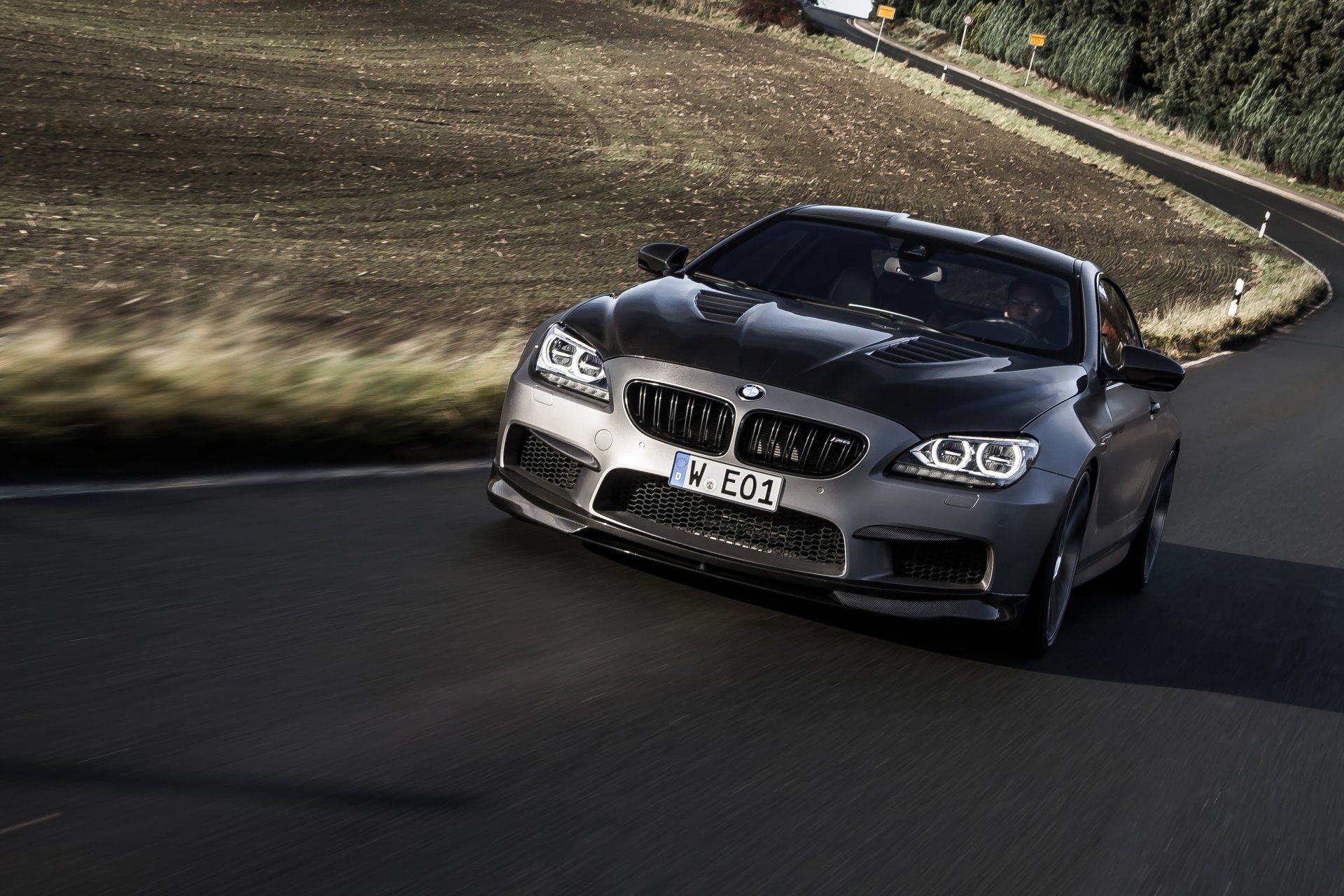 bmw m6 manhart mh6 700 argento anteriore