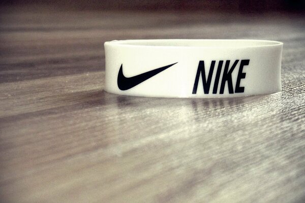 Armband Nike Foto in der Nähe