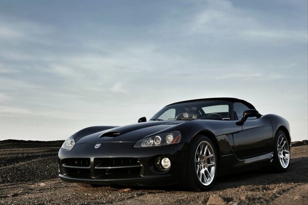 Black Dodge Viper with stylish discs