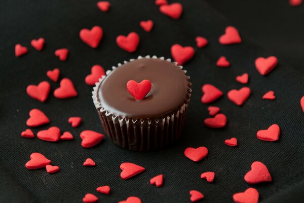 J aime les desserts, en particulier le gâteau au chocolat à la crème