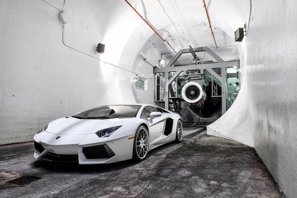 Lamborghini Aventador in the test tunnel