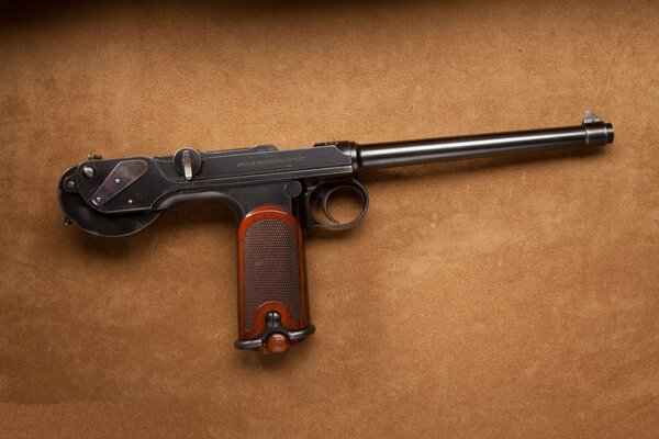 Le pistolet allemand Borchardt, inventé en 1893