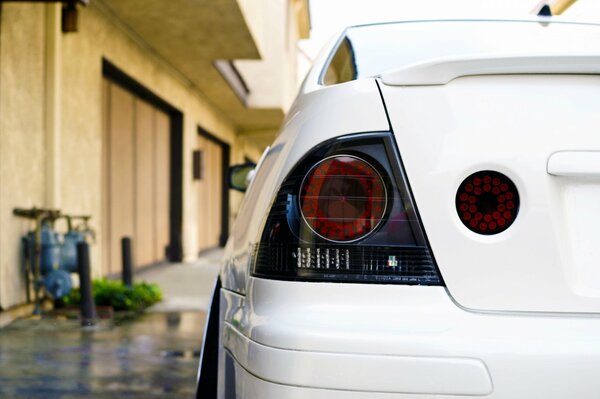 Unsurpassed white Lexus alteza