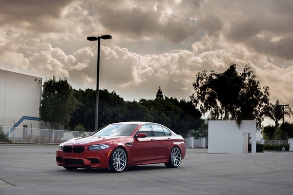 El BMW m5 siempre hará las delicias de tus ojos