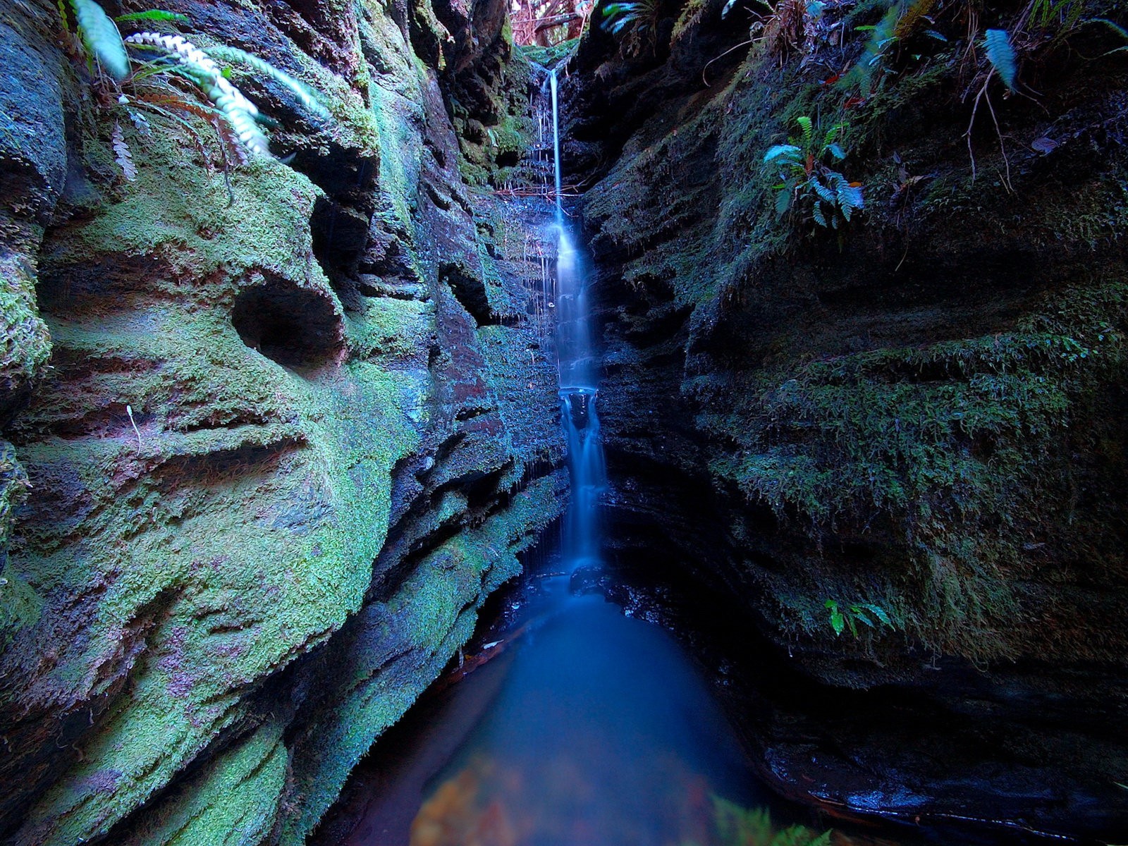 schlucht wasserfall bach