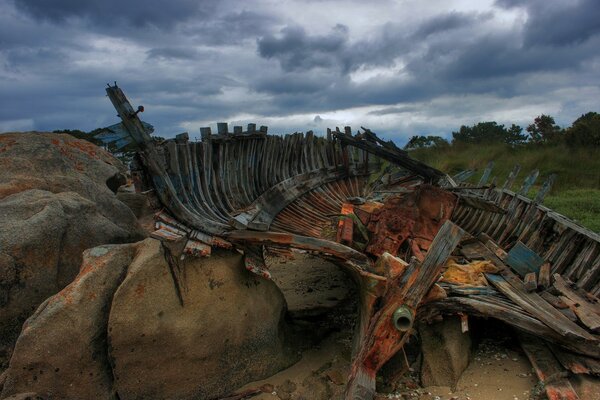 Épave d un vieux bateau de conte de fées