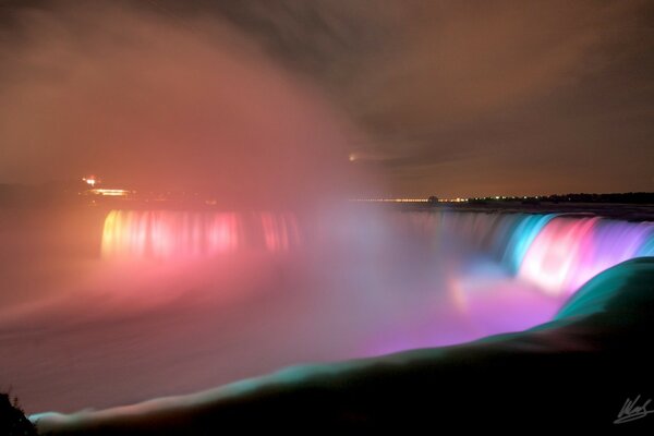 Bright lights at night at Niagara Falls