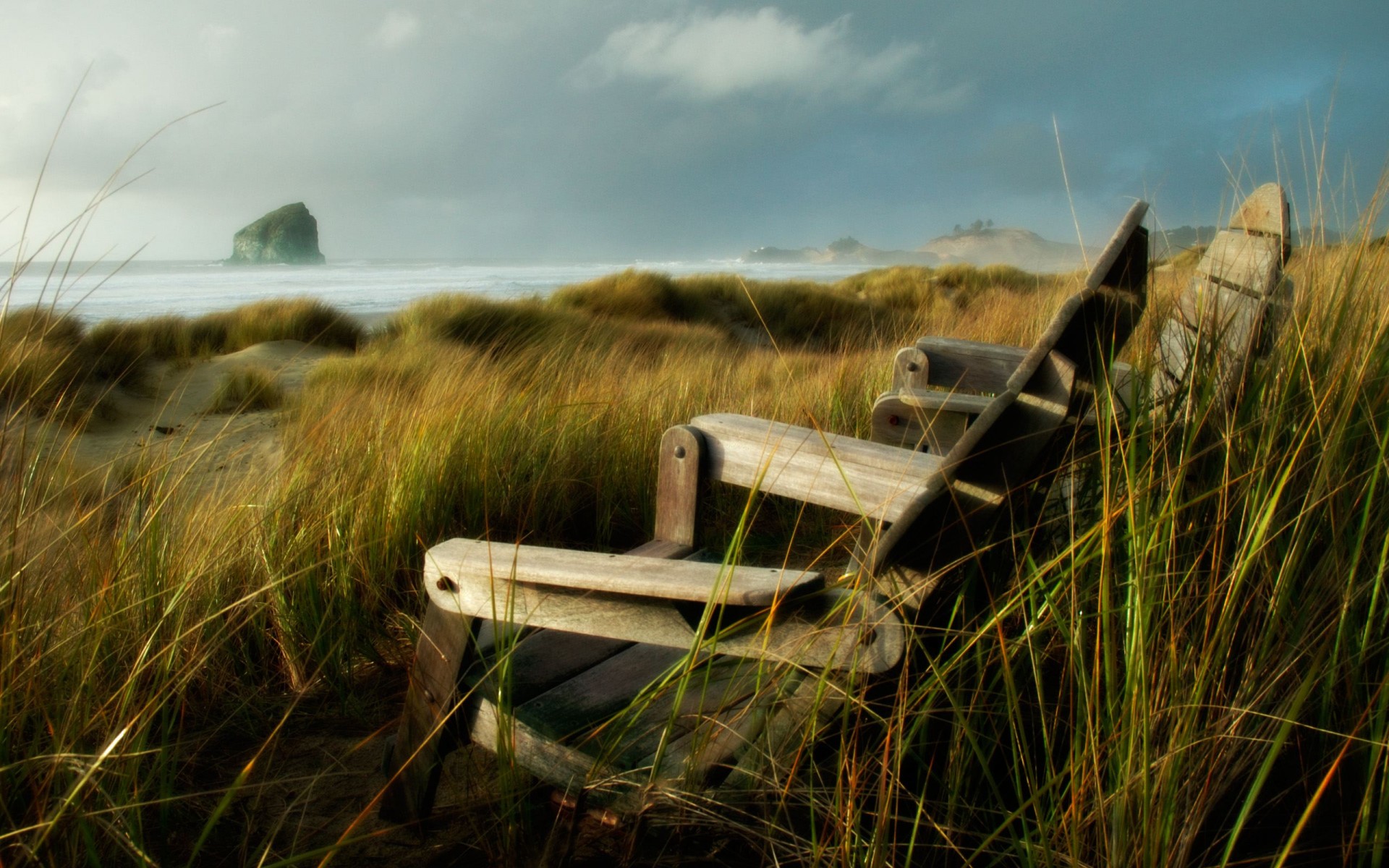 beds water beach