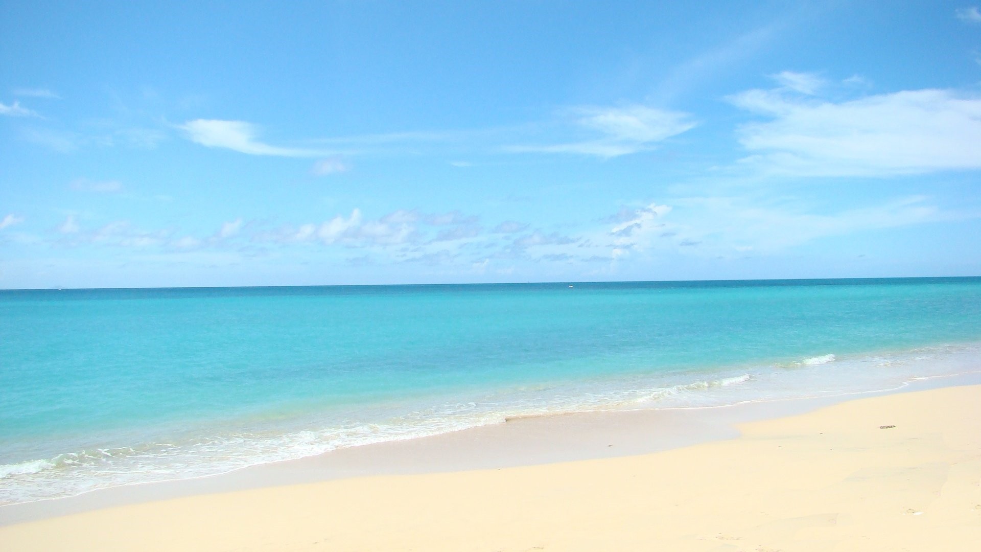 spiaggia oceano cielo