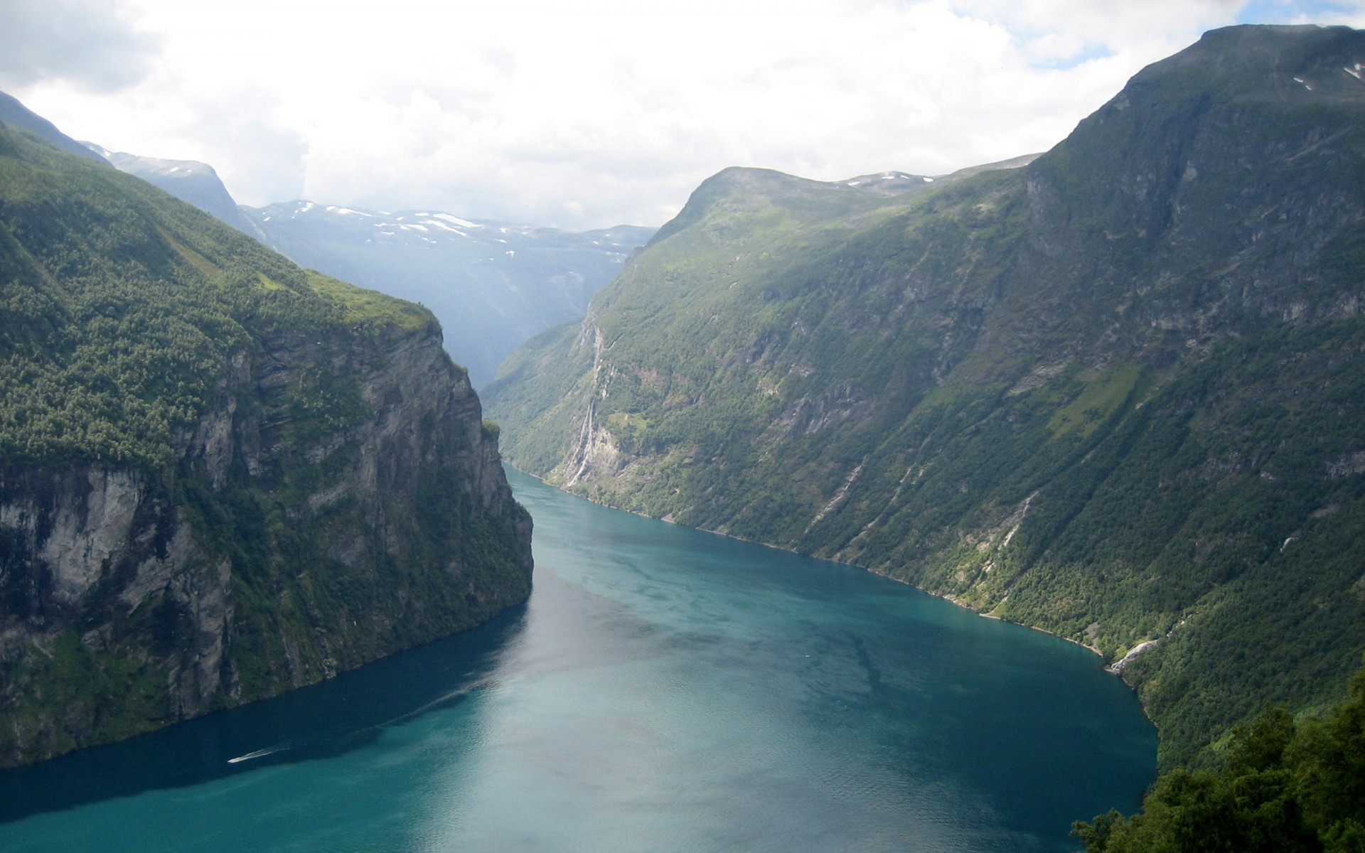 montagne cielo fiume