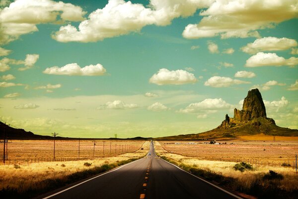 Carretera de larga distancia en los Estados de skoz Prairie