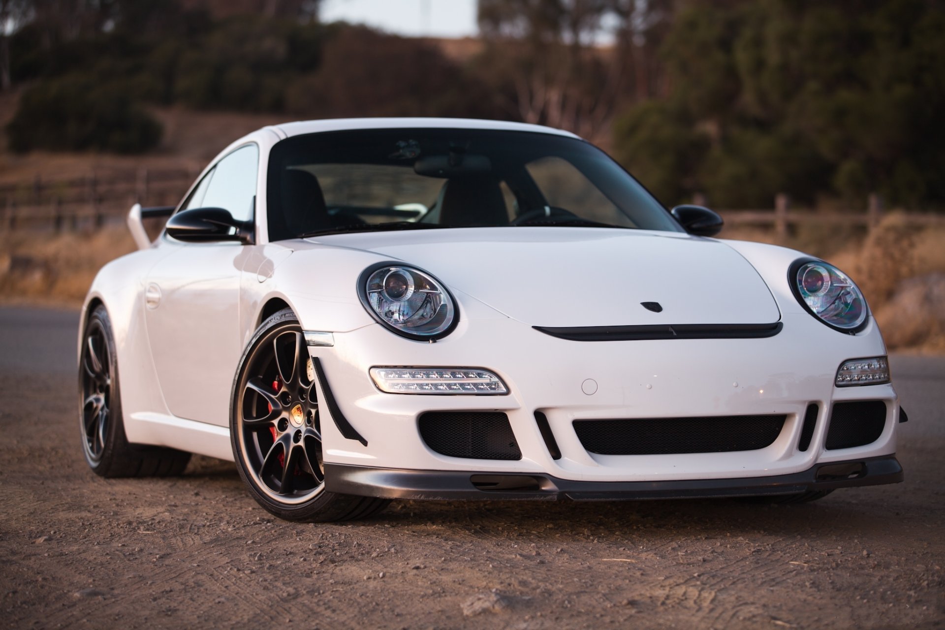 porsche gt3 white porsche gt3 front curb reflection