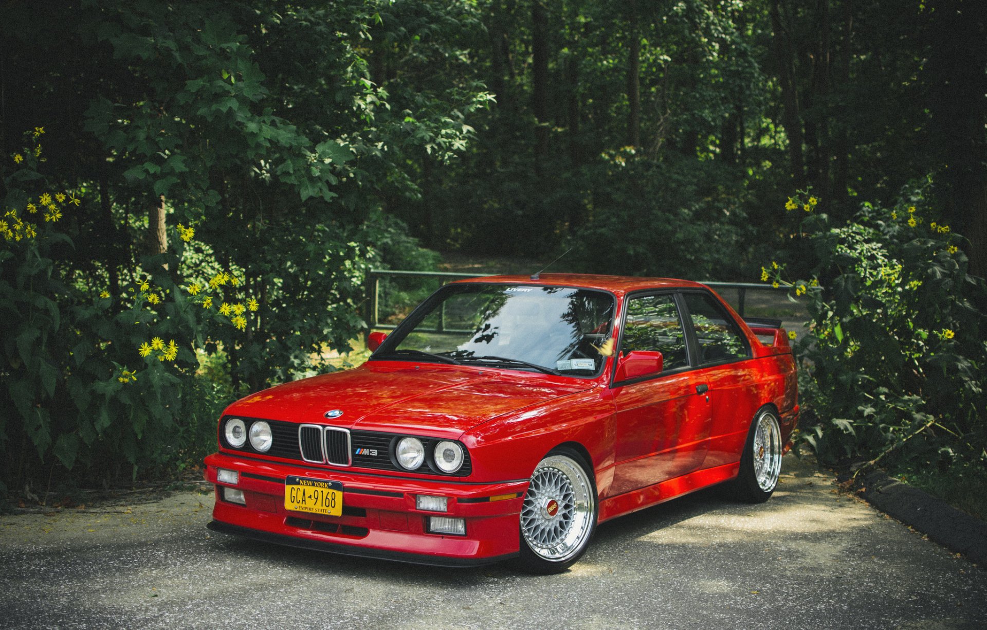 bmw e30 m3 czerwone tuning bmw czerwone