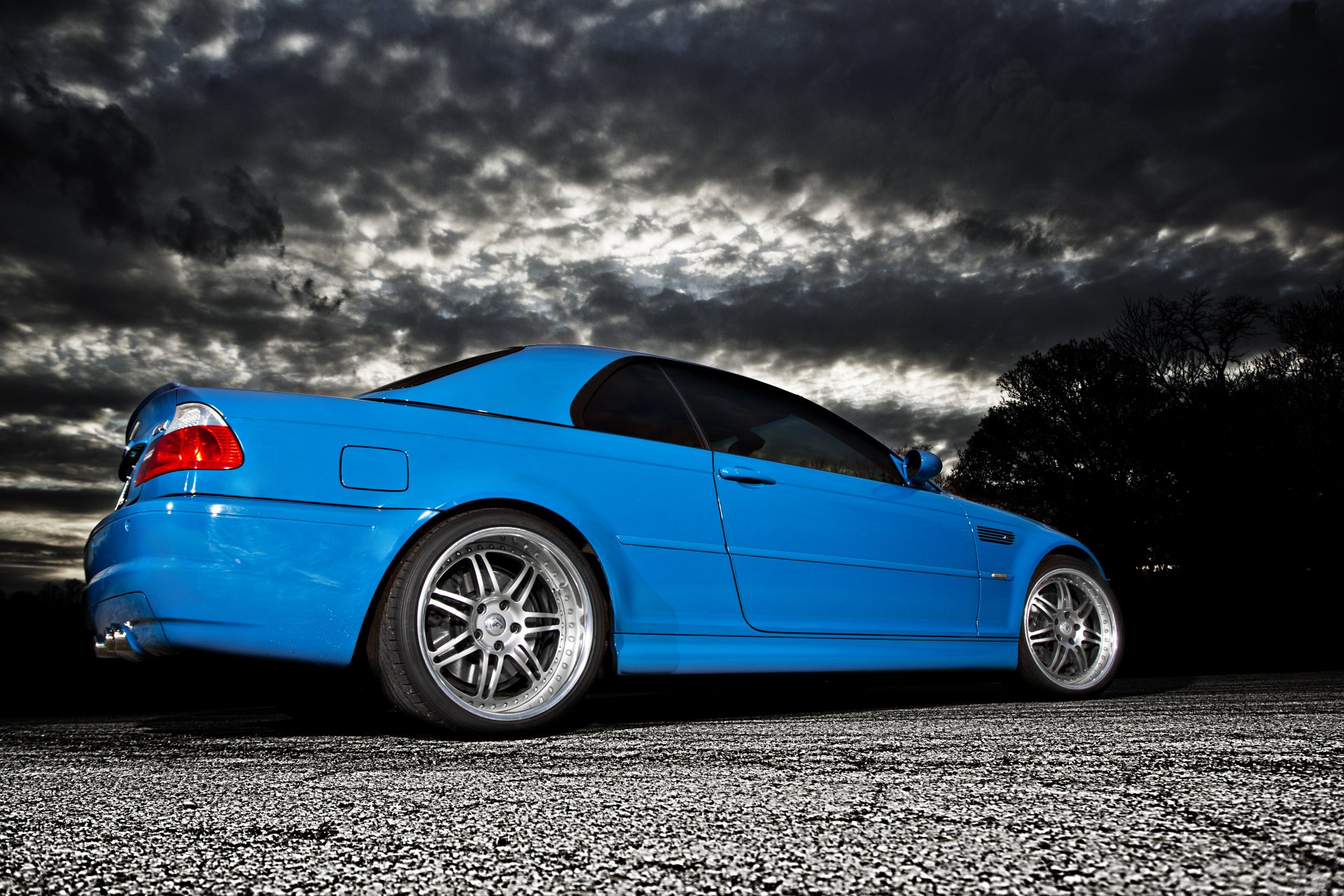 bmw m3 e46 niebieski bmw chmury