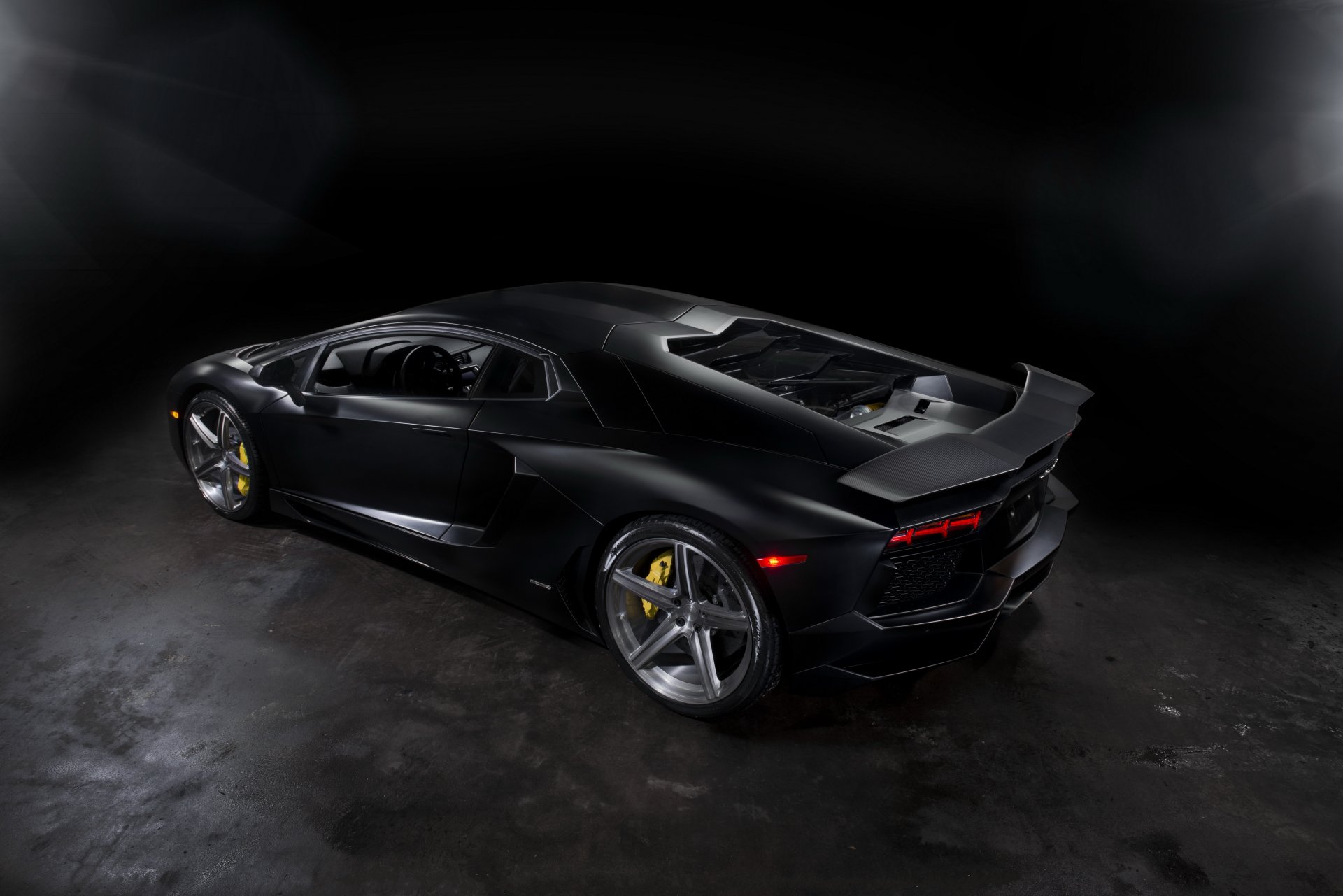 lamborghini aventador lp700-4 negro lamborghini aventador mate vista trasera llantas luz de faro